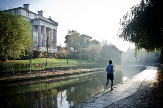 5 astuces pour rester impeccable au bureau après votre séance de sport