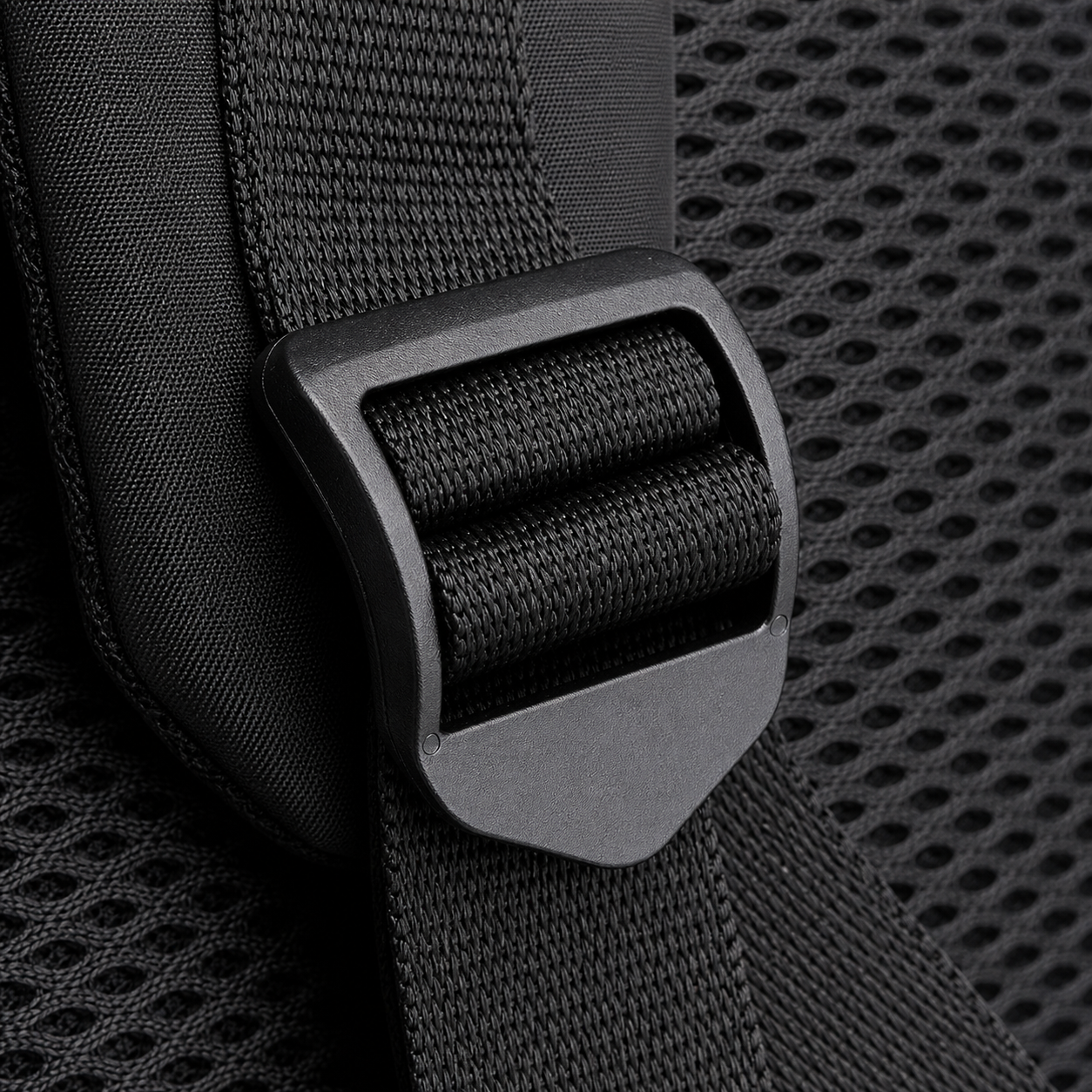 Nova – Sac à dos voyage et tech polyvalent